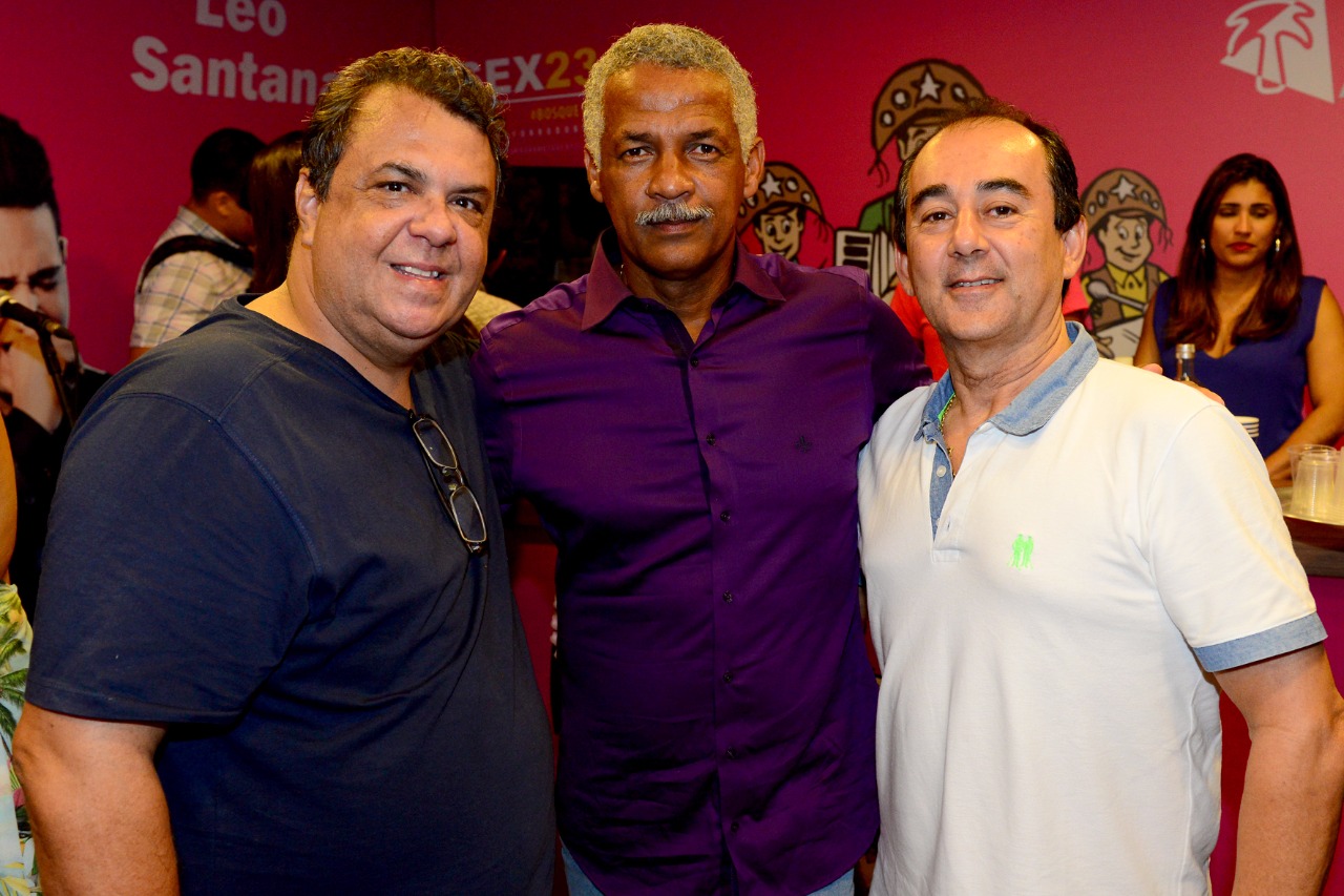  Maneca,  Antonio Ribeiro Dólar e Orlandinho Tapajós